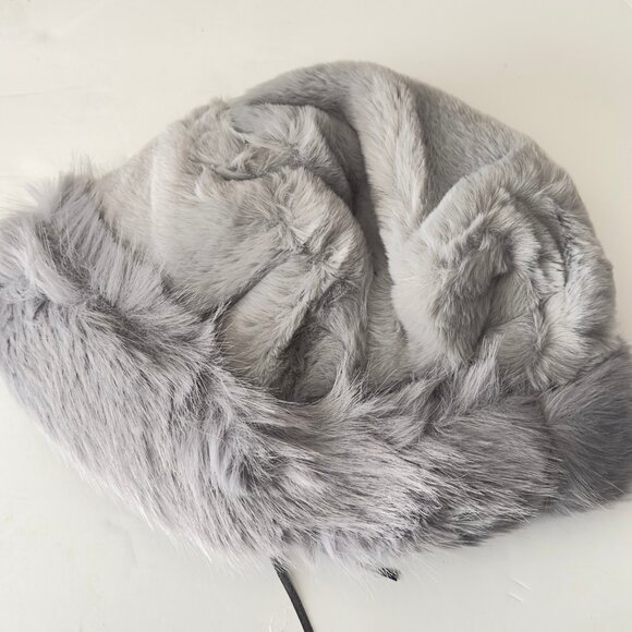 Gray Faux Fur Winter Bucket Hat Unisex One Size Fits Most main image 4